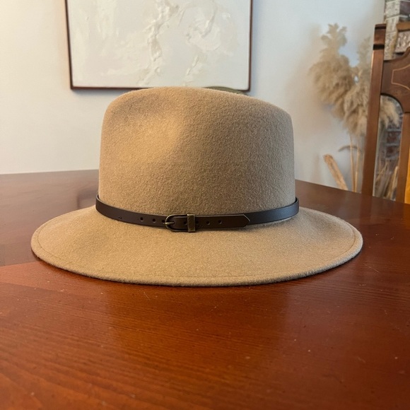Italian Wool Fedora Tan - Picture 3 of 8